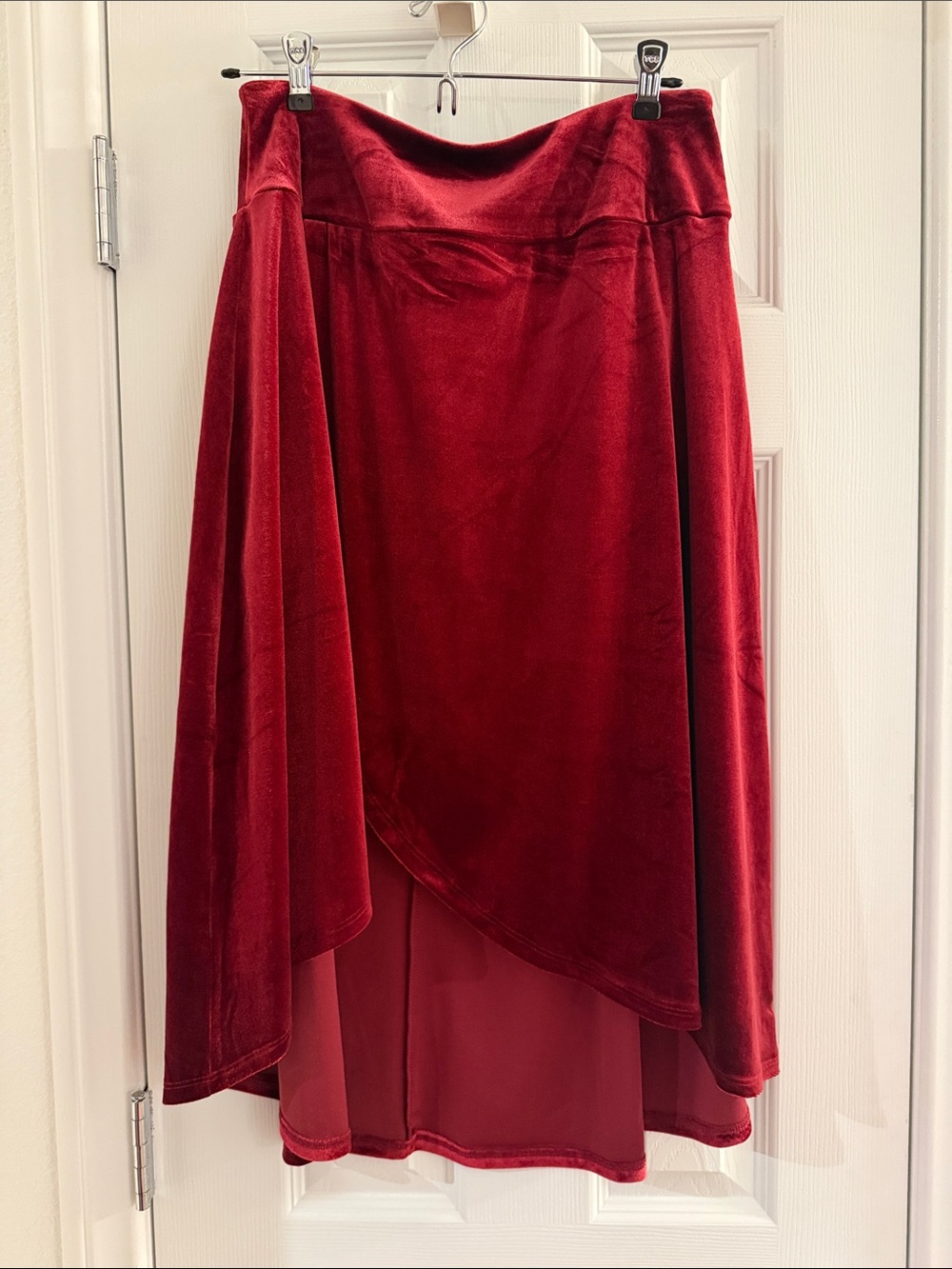 Lularoe Clarissa Skort medium Merlot